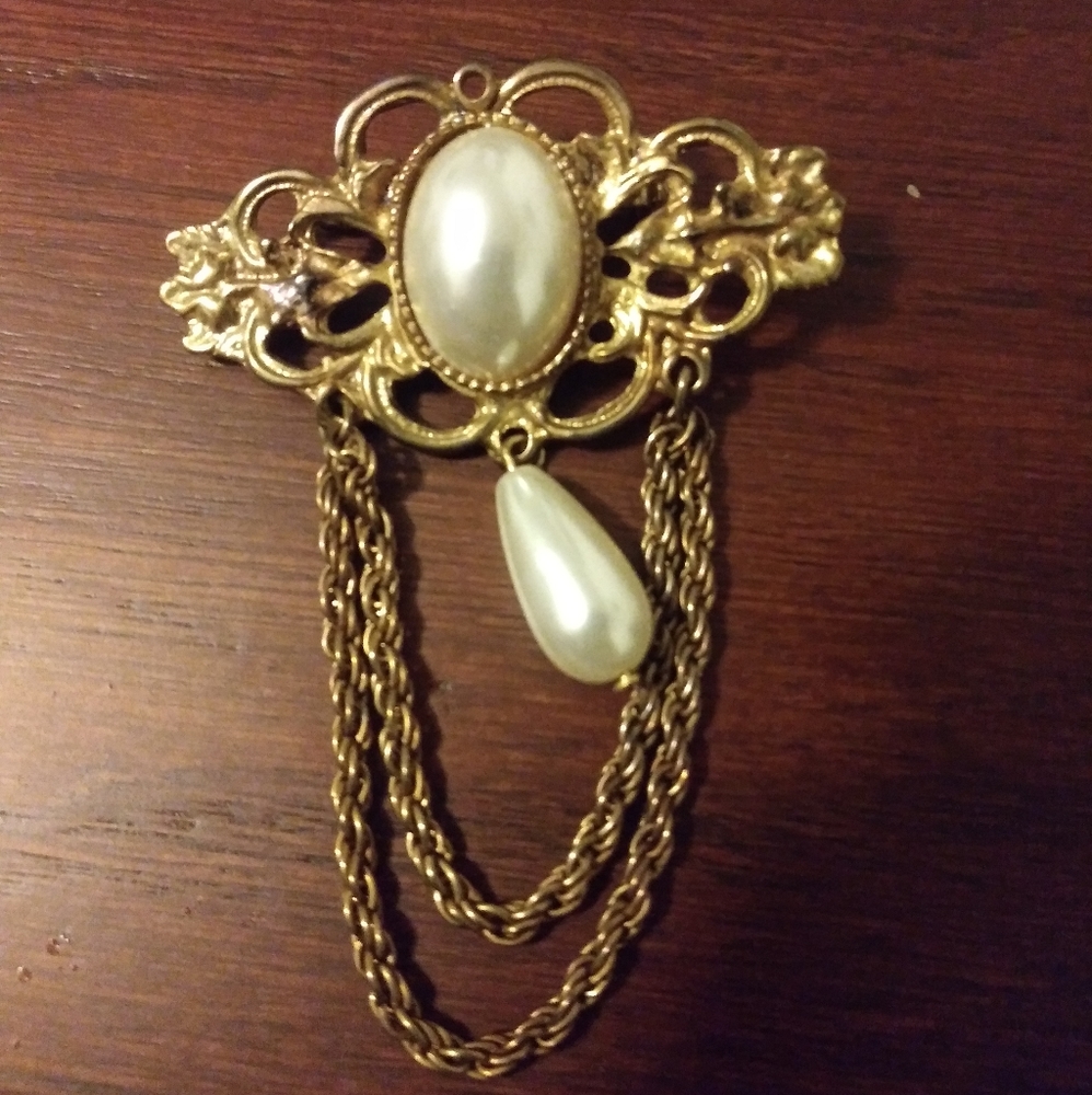 Vintage Brooch